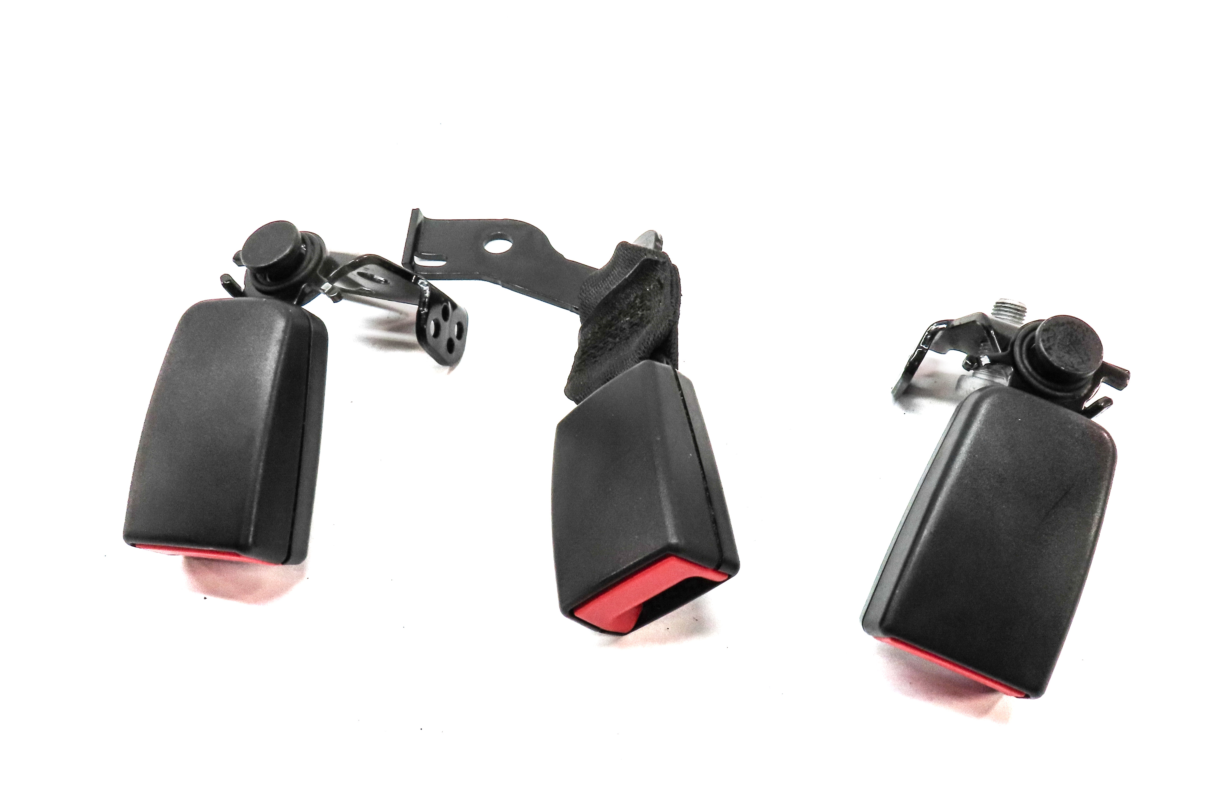 12 MERCEDES E350 W212 REAR LEFT CENTER RIGHT SEAT SEATBELT BUCKLE RECEIVER SET/3 — exact item pictured